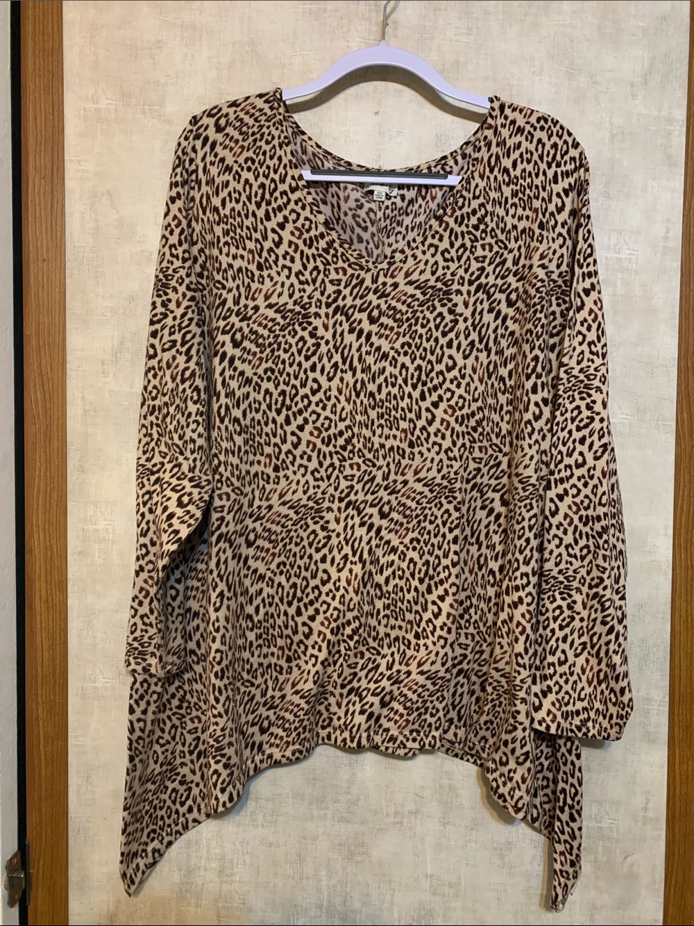 Wonderly Leopard Print V-Neck Tunic Top - Taupe & Brown 4X
